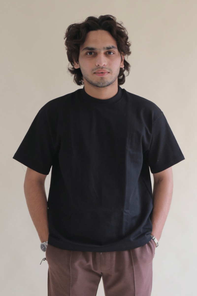 Unisex black Oversized Heavyweight T-Shirt